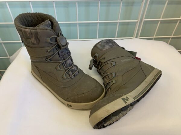 Boots - Size 04 Youth, Brown/Green Merrell Winter