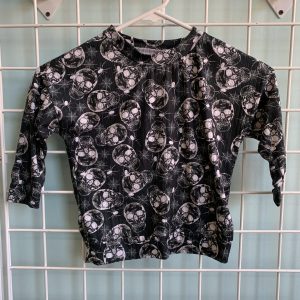 Size 4T - Black/White Skull Shirt
