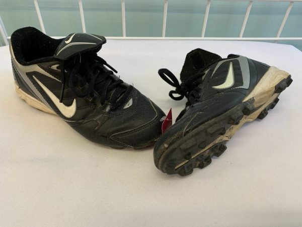 Cleat - 01.5 Youth, Black Softball/Baseball Nike