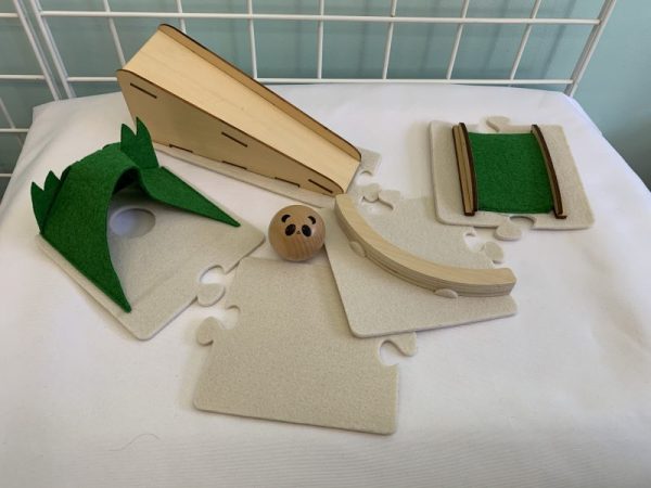 Toy: Panda Crate Rolling Mini Golf