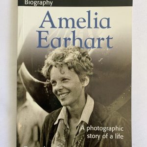 Chapter Book - DK Biography, Amelia Earhart