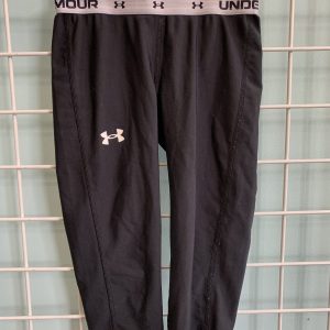 Size 8 - Black Under Armour Capri Legging