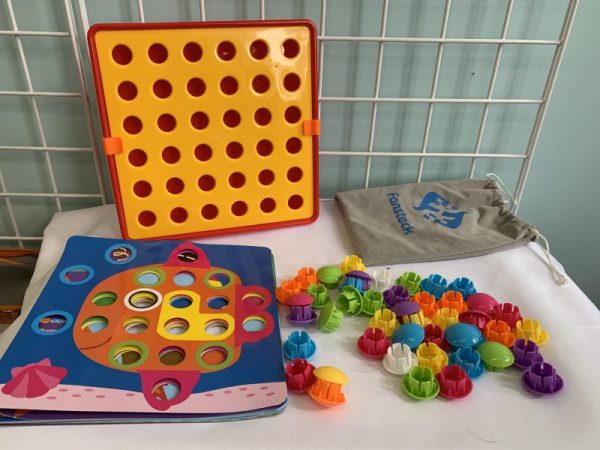 Toy - Fansteck Button Mosiac Peg Board