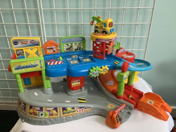 Toy: Vtech Go! Go! Smart Wheels Tow & Go Garage
