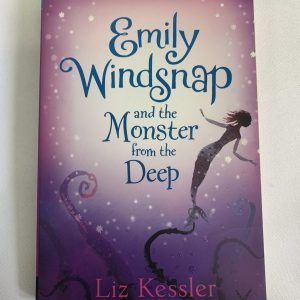 Chapter Book - Emily Windsnap #02, Monster from the Deep