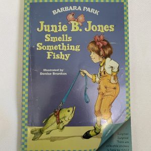 Chapter Book - Junie B. Jones #12, Smells Something Fishy