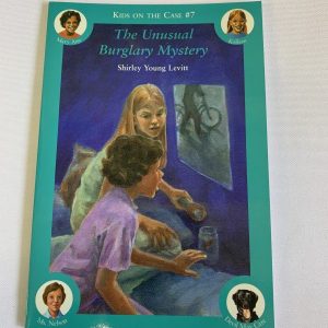 Chapter Book - Kids on the Case #07, The Unusual Burglary Mystery (Author Signed)