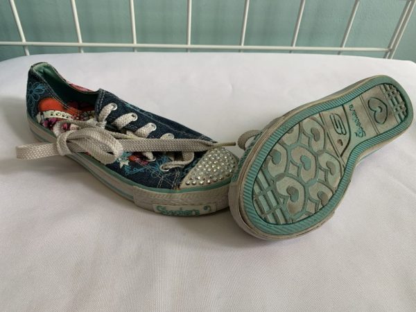 Shoes - Size 01 Youth, Blue Graffiti Sketchers