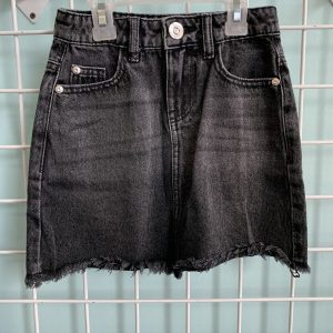 Size 7 - Black Jean Skirt