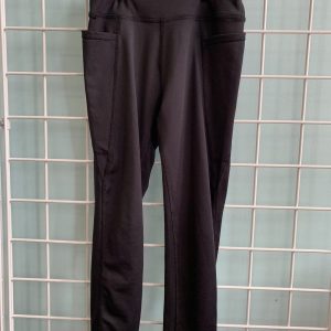 Size 8 - Black Capri Legging