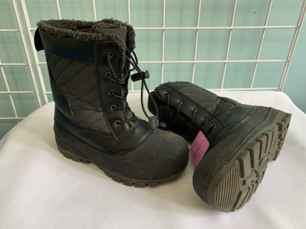 Boots - Size 02 Youth, Black All In Motion Winter