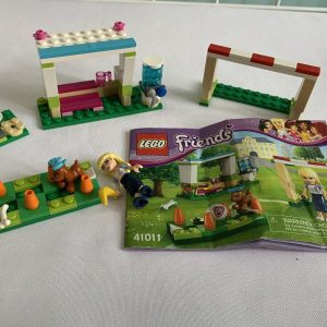 Toy: Lego Friends Stephanie's Soccer Practice (Missing Ball)