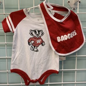 Size 06/12 Month - Red/White Badgers Onesie/Bib Set (New)