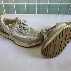 Shoes - Size 01.5 Youth, White/Grey Zara