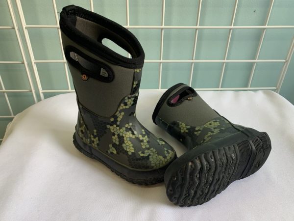 Boots - Size 09 Toddler, Green Camo Bogs
