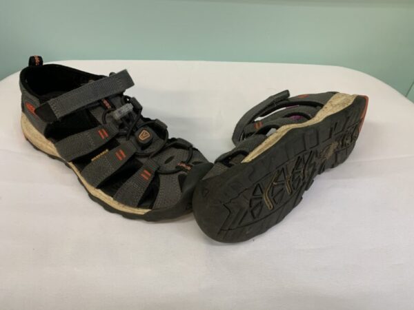 Sandal - 03 Youth - Black/Grey Keen