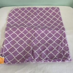 Blanket: White/Purple Banana Fish