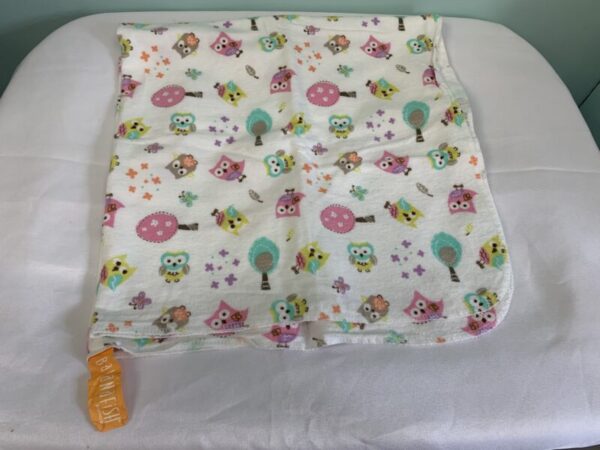 Blanket: White Owls Banana Fish