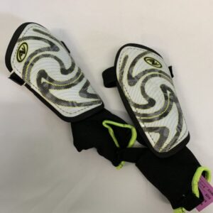 Gear: Youth - 4/6 Year, Black/White Shin Guard