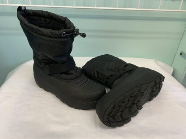 Boots - Size 6 Youth,  Black Northside Winter