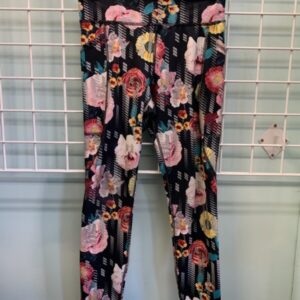 Size 10/12 - Black Floral Legging
