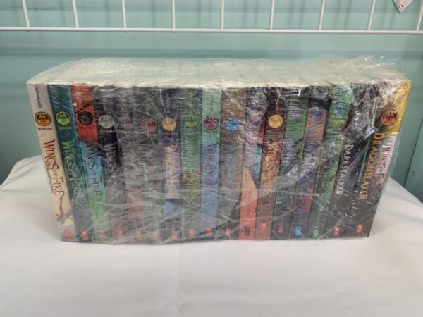 Chapter Book - Wings of Fire Set (New)