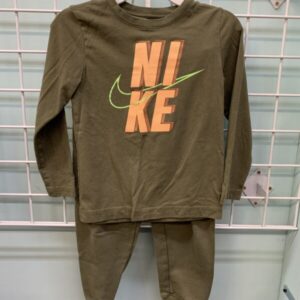 Size 5/6 - Green Nike Set