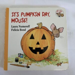 Board Book - It's Pumpkin Day, Mouse!