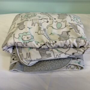 Blanket: White Animals