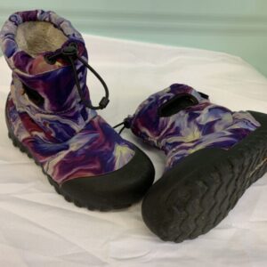 Boots - Size 02 Youth, Purple/Black Bogs Winter