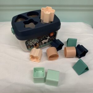 Toy: Fisher Price Shape Sorting Bucket
