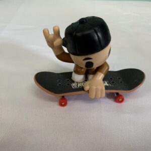 Toy: Tech Deck Sk8 Crew - Red