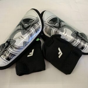 Gear: Youth - 2/4 Toddler, Black/White Shin Guard