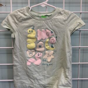 Size 3T - Green Be Unique Shirt