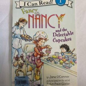 Step Into Reading Book - Fancy Nancy and the Delectable Cupcakes