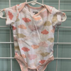 Size 03/06 Month - White/Pink Clouds Onesie