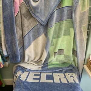 Blanket: Blue/Green Minecraft
