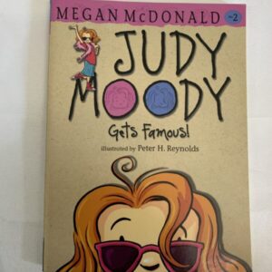 Chapter Book - Judy Moody #02, Gets Famous