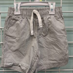 Size 4T - Grey/White Pinstripe Short