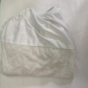 Mattress Protector: Crib Sized